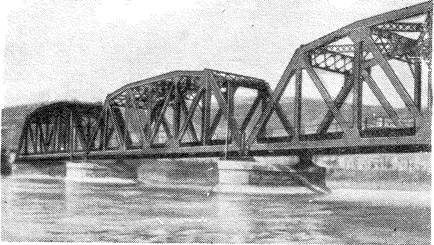 Двухпутный, трехпролетный мост