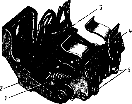 Щеткодержатель тягового тродвигателя ТЛ-2К1
